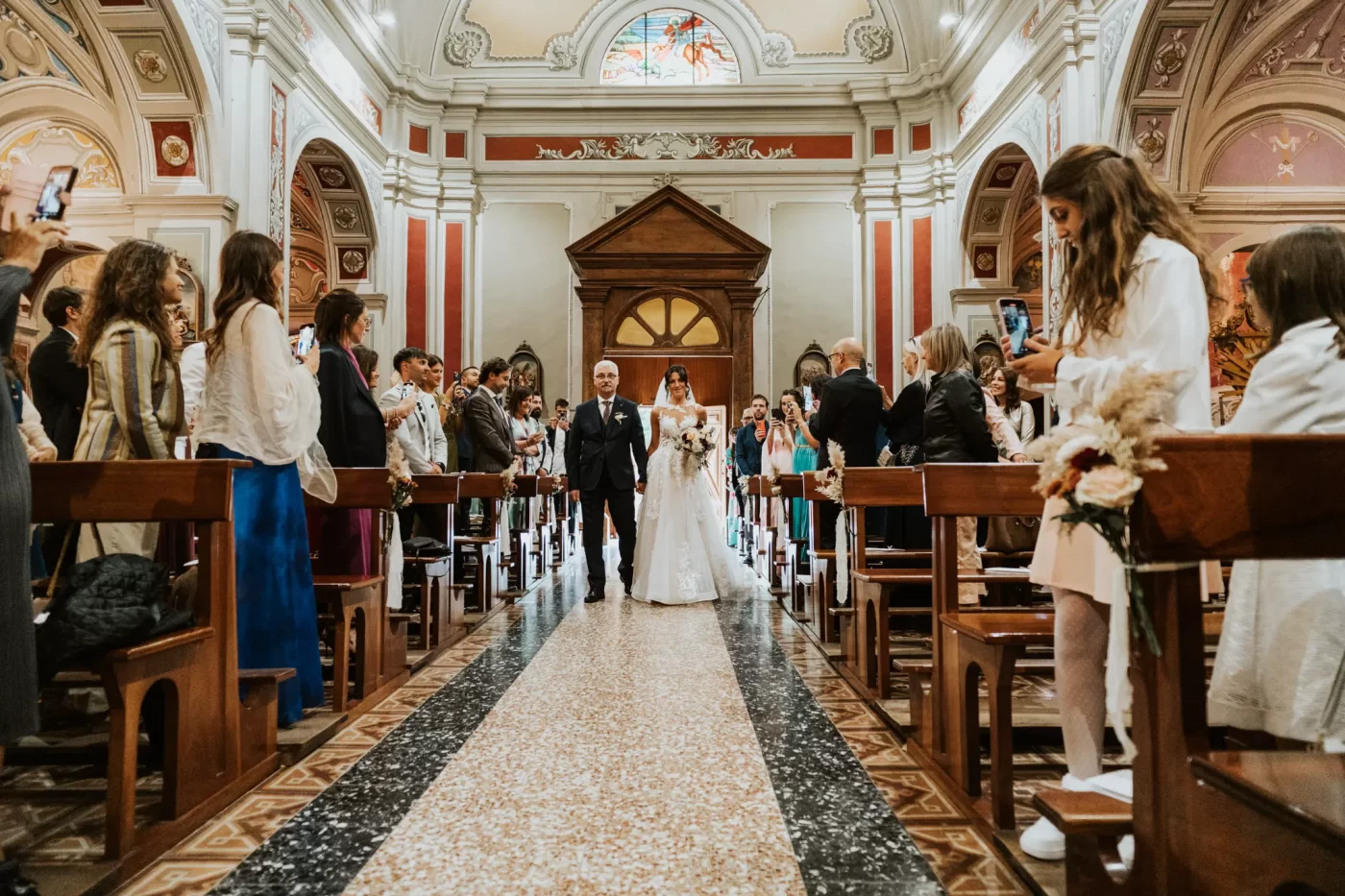 cerimonia matrimonio nella chiesa di pecorara